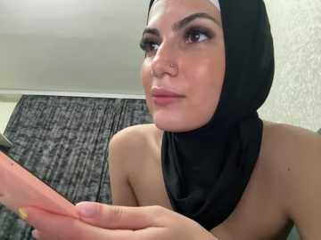gumusguray @ stripchat on 20250701