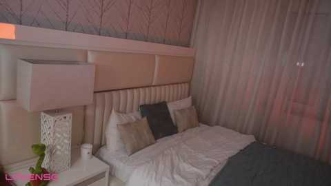 little_lolla18 @ stripchat on 20250701
