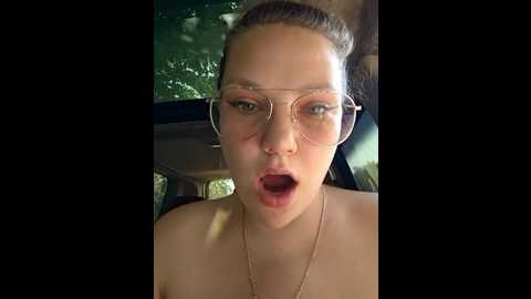 Media: rinaboobs90j Stripchat 2025-07-01 05:37:00