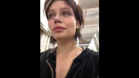 Media: urban_elf Stripchat 2025-07-01 14:01:00