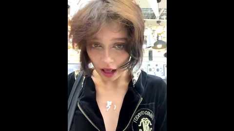 Media: urban_elf Stripchat 2025-07-01 14:33:00