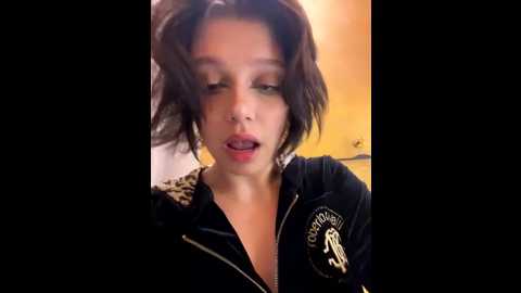 Media: urban_elf Stripchat 2025-07-01 15:45:00