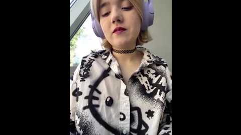 Media: baby__naughty Stripchat 2025-07-02 07:25:00