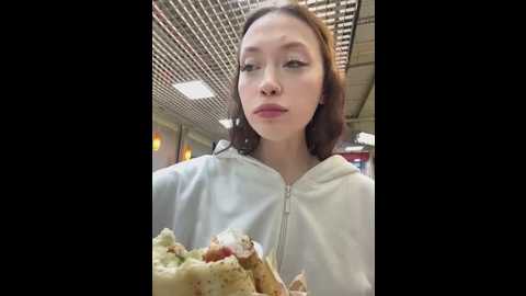 esta_vista @ stripchat on 20250702