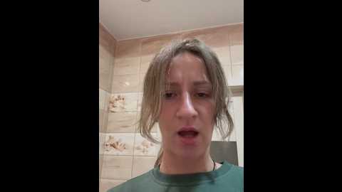 Media: evvamur Stripchat 2025-07-02 01:41:00