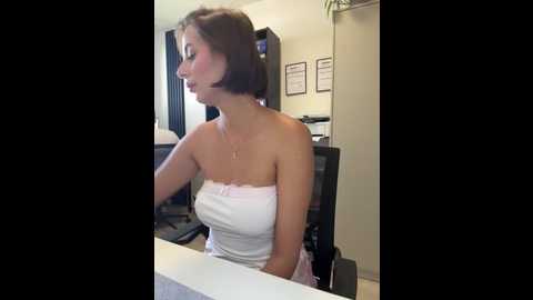 hii_lolla @ stripchat on 20250702