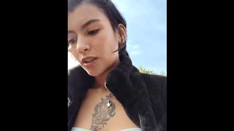 hot_nahia @ stripchat on 20250702