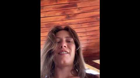 Media: julielittlelove Stripchat 2025-07-02 10:24:00