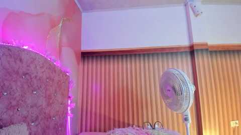 violet_taylor_ @ stripchat on 20250702