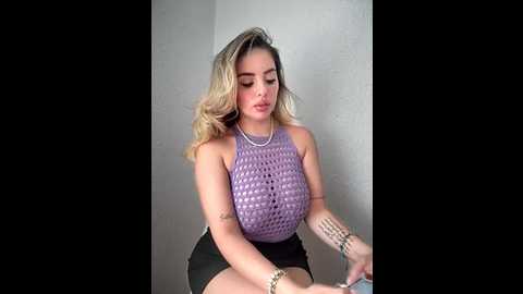 Media: alirawrz Stripchat 2025-07-03 10:47:00