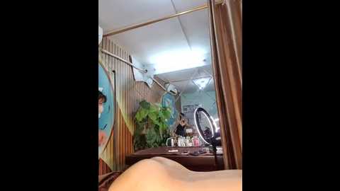 Media: dawn_hope Stripchat 2025-07-03 02:42:00