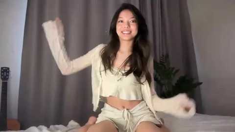 Media: desiredhoney Stripchat 2025-07-03 11:14:00
