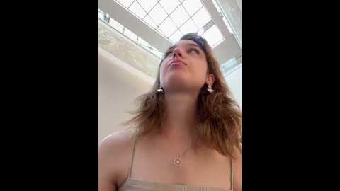 Media: dollytall Stripchat 2025-07-03 09:18:00