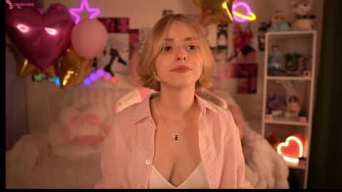 Media: dragonwind Stripchat 2025-07-03 08:05:00