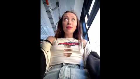 Media: esta_vista Stripchat 2025-07-03 14:05:00
