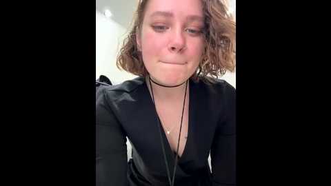 Media: lucy_joy Stripchat 2025-07-03 11:02:00