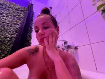 realmary_xo @ stripchat on 20250703