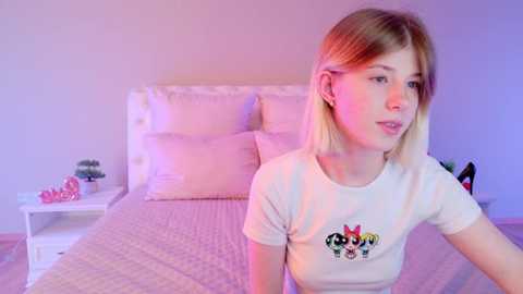 Media: bella_amory Stripchat 2025-07-04 17:01:00