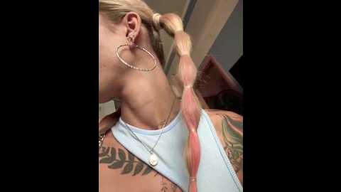 charming_ritta @ stripchat on 20250704