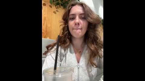 Media: mariid Stripchat 2025-07-04 07:47:00