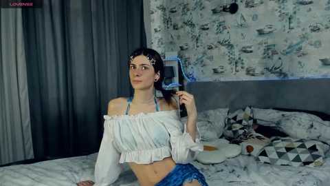 Media: quennabuoy Stripchat 2025-07-04 06:16:00