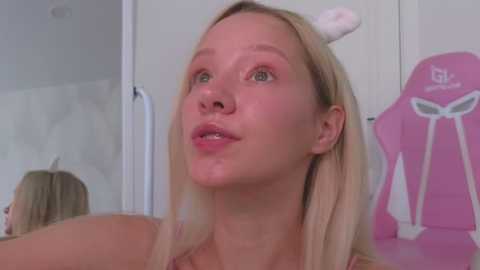 Media: sweetie__angel Stripchat 2025-07-04 05:36:00