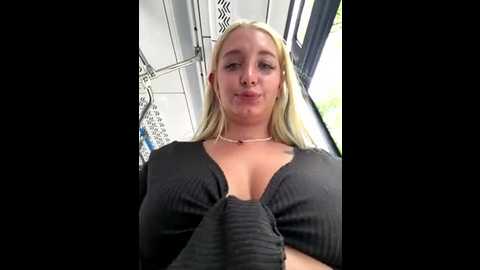 Media: milkyy_wway Stripchat 2025-07-05 07:41:00