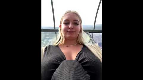 Media: milkyy_wway Stripchat 2025-07-05 08:23:00