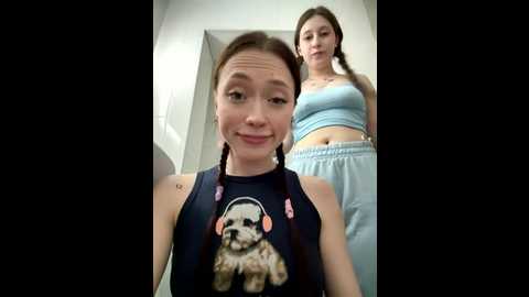 Media: estavista Stripchat 2025-07-06 17:08:00