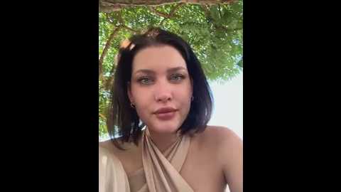 Media: kikiwatson Stripchat 2025-07-06 08:44:00
