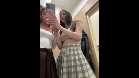 liza_risky @ stripchat on 20250706