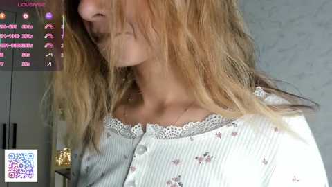 Media: lornabuffkin Stripchat 2025-07-06 20:29:00