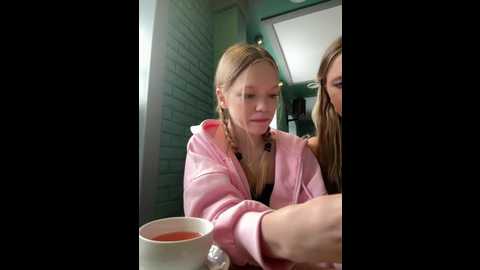 lunaelliot @ stripchat on 20250706