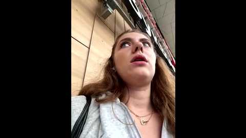 Media: mariid Stripchat 2025-07-06 07:04:00