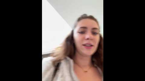Media: mariid Stripchat 2025-07-06 09:45:00