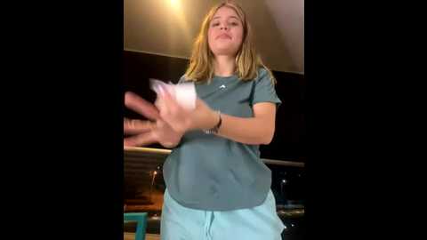 _alice_1 @ stripchat on 20250707