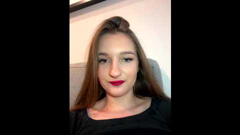 Media: adelinaember Stripchat 2025-07-07 08:49:00
