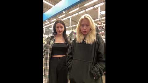 cum_girlss @ stripchat on 20250707