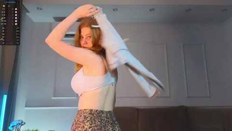Media: erlineellett Stripchat 2025-07-07 01:30:00