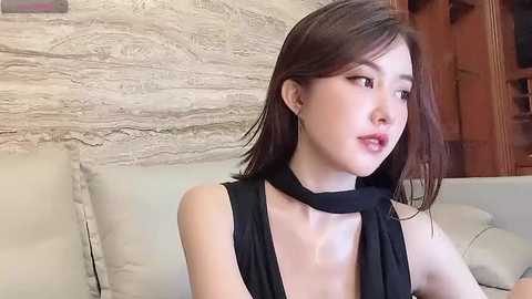ruoling_19 @ stripchat on 20250707