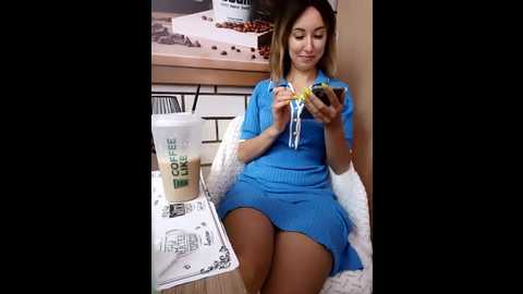 Media: _alicewine_ Stripchat 2025-07-08 04:23:00