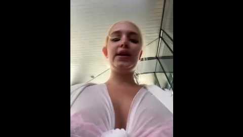 Media: milkyy_wway Stripchat 2025-07-08 11:40:00