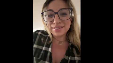 miamellycious @ stripchat on 20250709