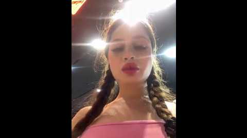 Media: mmelicious Stripchat 2025-07-09 08:53:00