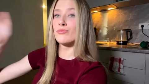 ruby_blonde_photik @ stripchat on 20250709
