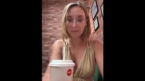 the_snowwhitee @ stripchat on 20250709