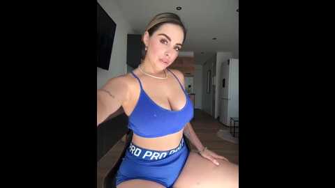 Media: alirawrz Stripchat 2025-07-10 08:15:00