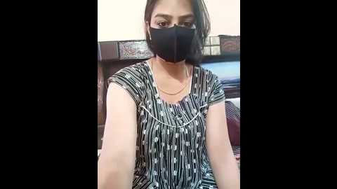 Media: couple_dhamaka Stripchat 2025-07-10 02:44:00