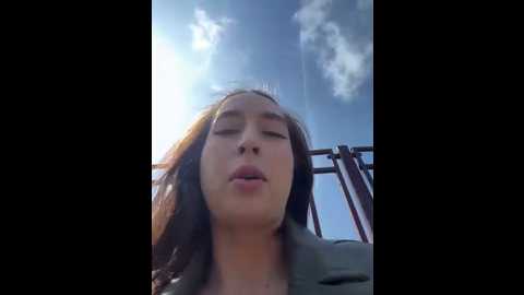 Media: holly_play Stripchat 2025-07-11 09:43:00