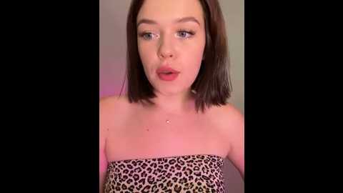 alicekiiss_ @ stripchat on 20250713